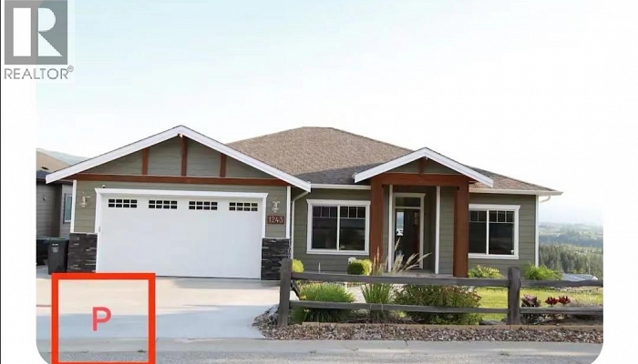 1243 FEEDHAM Avenue - Photo 1