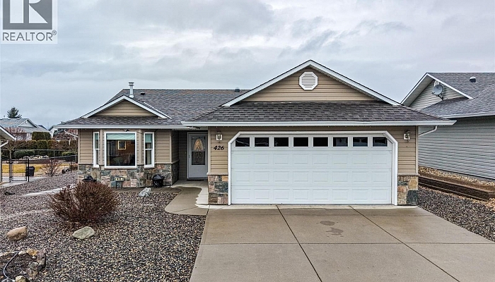 426 4th Street - Photo 1