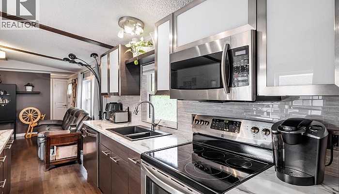 3381 Village Green Way Unit# 70 - Photo 1